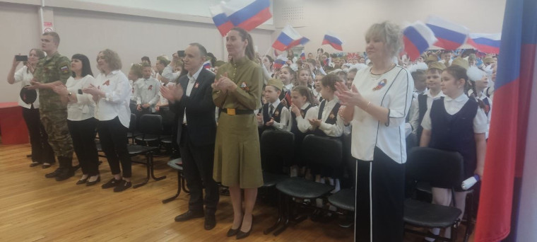 «Поющий май»: юные таланты отдают дань памяти великой Победе.